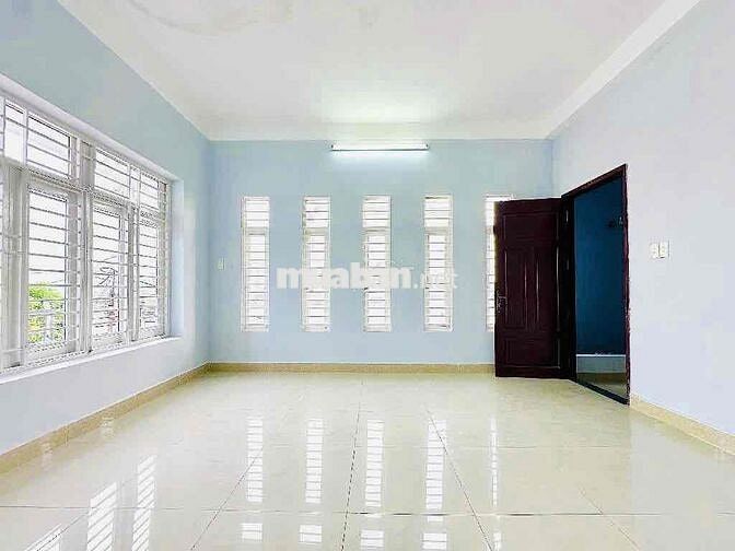 BÁN NHÀ MT HƠN 100m2 ĐẶNG THÚC VỊNH 4 PHÒNG ĐƯỜNG XE TẢI Nhà 3 TẦNG