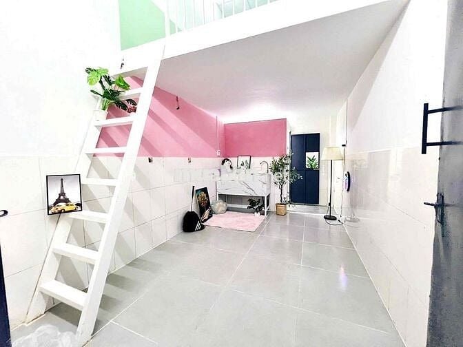 Phòng gác đẹp trẻ trung – nội thất cơ bản – giá tốt