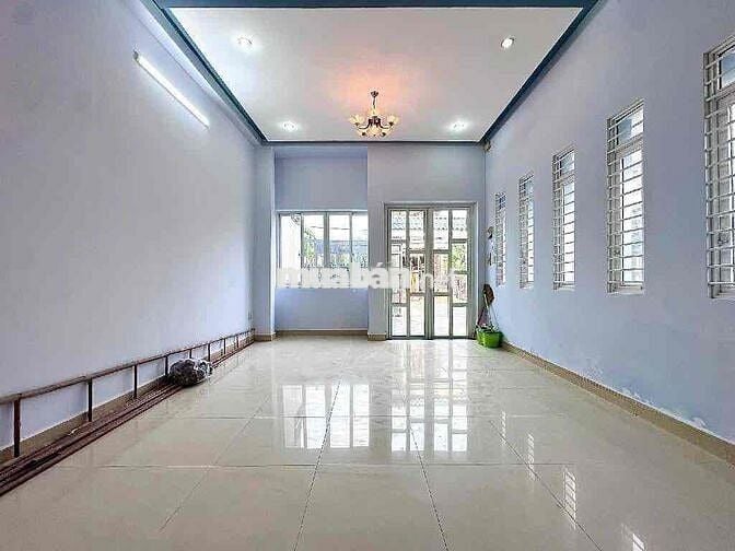 BÁN NHÀ MT HƠN 100m2 ĐẶNG THÚC VỊNH 4 PHÒNG ĐƯỜNG XE TẢI Nhà 3 TẦNG