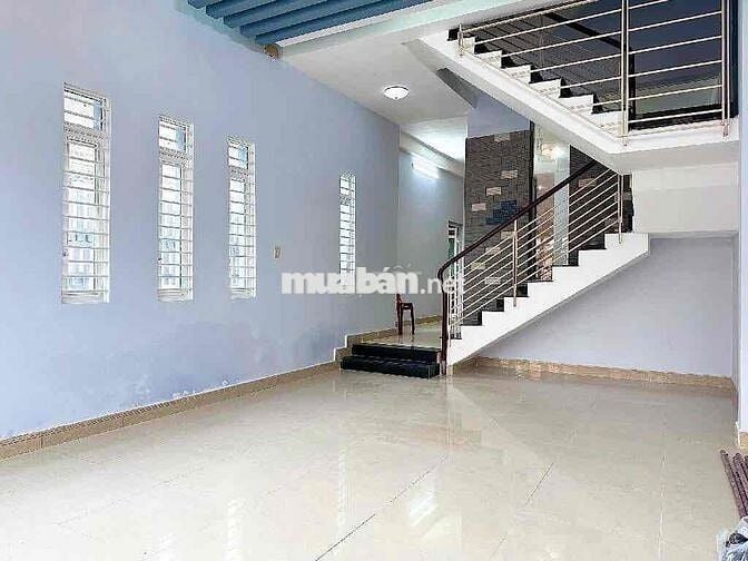 BÁN NHÀ MT HƠN 100m2 ĐẶNG THÚC VỊNH 4 PHÒNG ĐƯỜNG XE TẢI Nhà 3 TẦNG