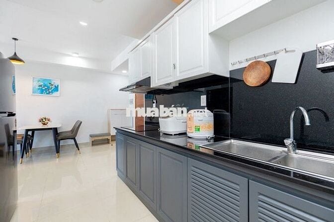 Cho thuê ngay căn hộ 2 phòng ngủ full nội thất đầy đủ