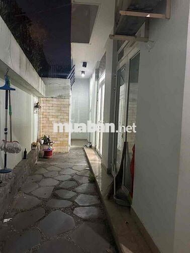 cho thuê nhà siêu rộng thoáng 4pn 17tr tl