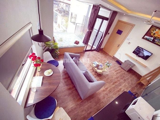 Bán nhà Đại Cồ Việt, ô tô đỗ cửa, 3 bước ra công viên, sát các trường 