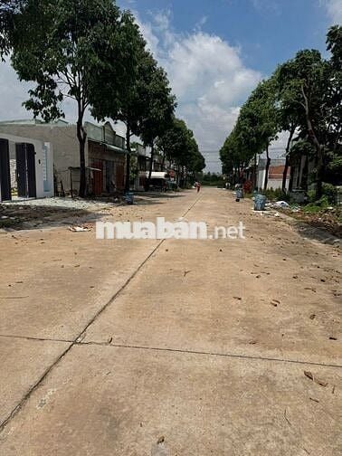 Cần Bán Căn Nhà Mới Xây Kế Bên KCN Mỹ Phước 3