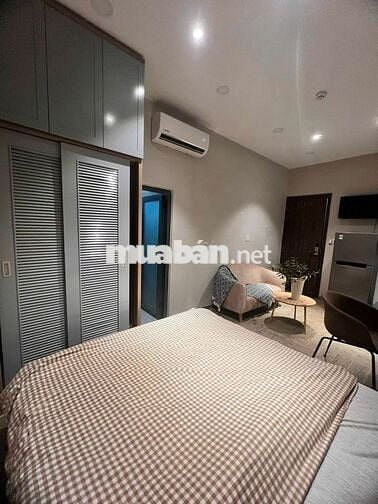 CĂN HỘ GẦN CHỢ BÀ CHIỂU THANG MÁY, BAN CÔNG NƠ TRANG LONG BÌNH THẠNH