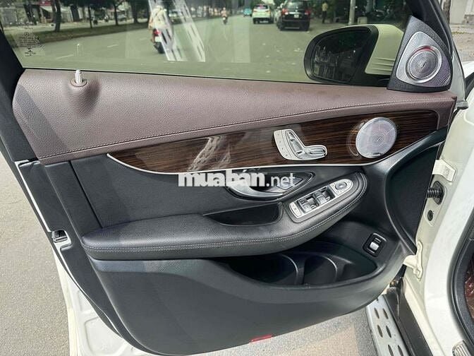 Mercedes-Benz GLC 200 2019 Trắng