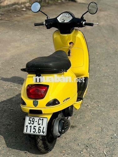 xe Vespa chính chủ 2012