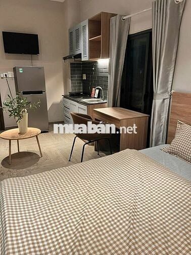 CĂN HỘ GẦN CHỢ BÀ CHIỂU THANG MÁY, BAN CÔNG NƠ TRANG LONG BÌNH THẠNH