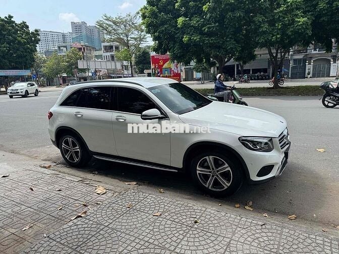 Mercedes-Benz GLC 200 2019 Trắng
