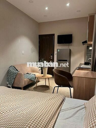 CĂN HỘ GẦN CHỢ BÀ CHIỂU THANG MÁY, BAN CÔNG NƠ TRANG LONG BÌNH THẠNH