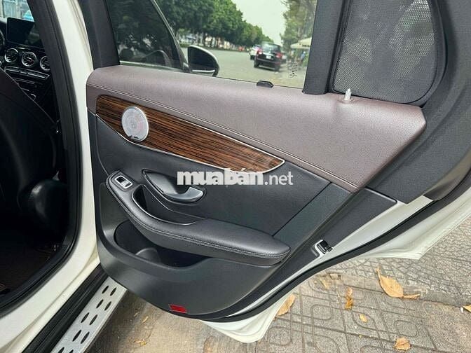 Mercedes-Benz GLC 200 2019 Trắng