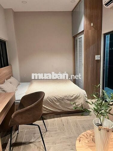 CĂN HỘ GẦN CHỢ BÀ CHIỂU THANG MÁY, BAN CÔNG NƠ TRANG LONG BÌNH THẠNH