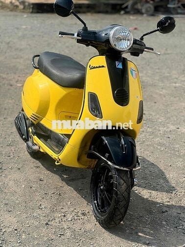 xe Vespa chính chủ 2012