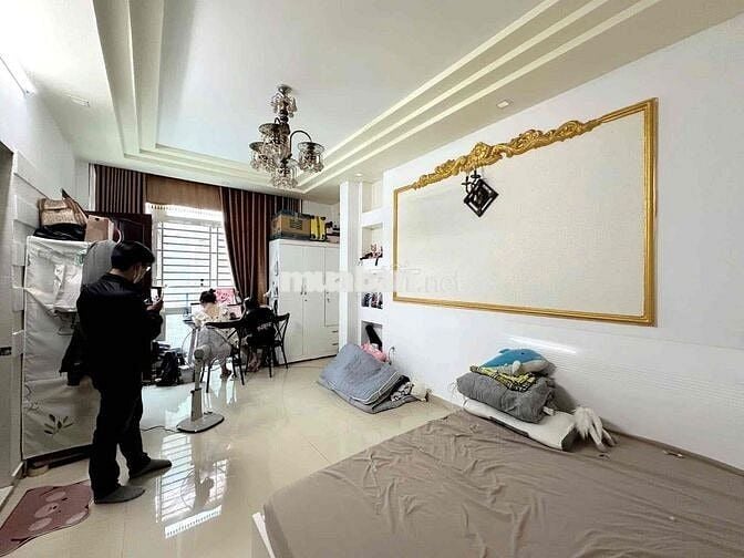 CHÍNH CHỦ, CHO THUÊ CĂN HỘ | 1PN 1PK 45M2 | CỬA SỔ | NGAY CMT8 Q10