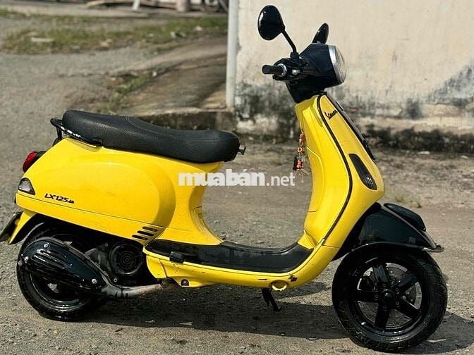 xe Vespa chính chủ 2012