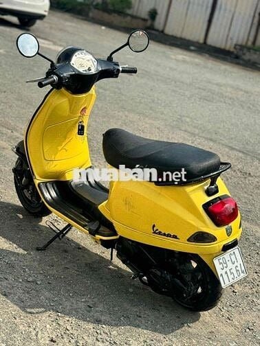 xe Vespa chính chủ 2012