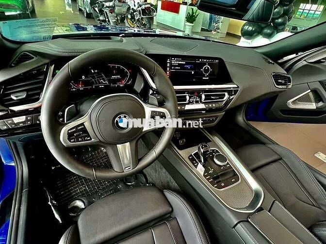 BMW Z4SDRIVE20I 2023 Xanh 4128 km