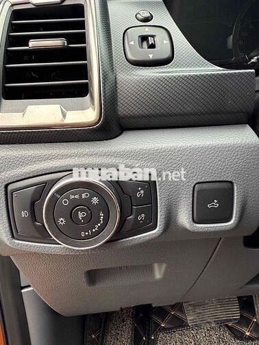 Ford Ranger 2017 Wildtrak 3.2L 4x4 AT - 100000 km