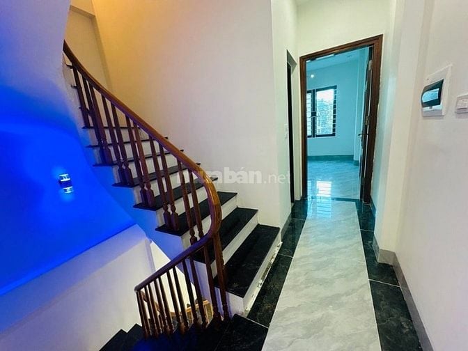 SIÊU HIẾM! 6 NGỦ – GẦN CHỢ LAI XÁ – CÁCH 30M Ô TÔ – GIÁ CHỈ 6.x TỶ