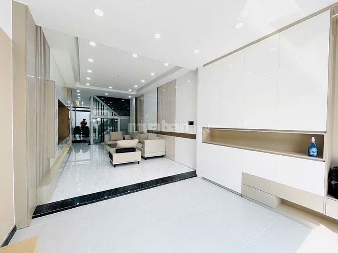 Nhà mới đẹp có thang máy MT đường 51 p.Tân Hưng full nội thất ở kiềng 