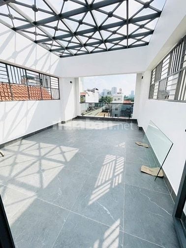 Nhà mới đẹp có thang máy MT đường 51 p.Tân Hưng full nội thất ở kiềng 