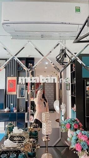 BÁN GẤP CĂN 2PN1VS VIEW SÔNG SAN HÔ GIÁ 3 TỶ550TR FULL NỘI THẤT VHOCP