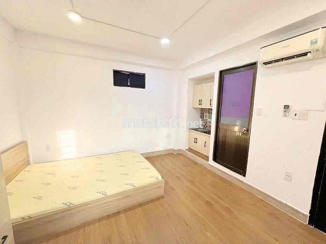 Cho thuê phòng thang máy ở Trần Hưng Đạo Q5 gần Q1, ĐH Y Dược ĐH UEH