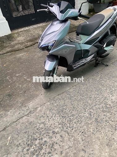 Honda Air Blade màu Xám