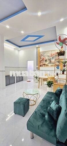 Nhà 5x10 2Pn2wc ngay chợ , đường oto  ,  650tr hổ trợ vay