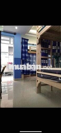 ký túc xá nữ . giường  to. full nội thất