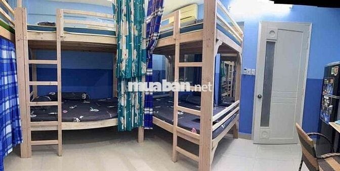 ký túc xá nữ . giường  to. full nội thất