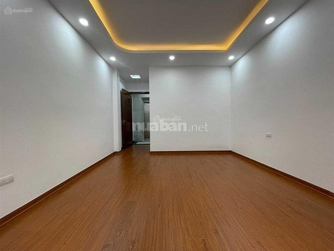 Bán nhà phố Hoàng Văn Thái phân lô,Ngõ Ô tô 46m x 4 tầng, giá 17,3 tỷ 