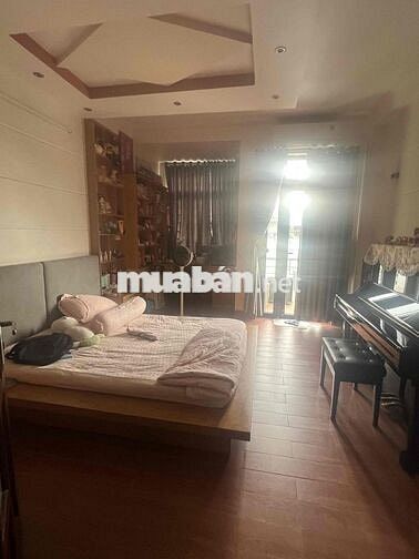 CHO THUÊ NHÀ MẶT TIỀN NHÀ MỚI ĐÚC 3 LẦU