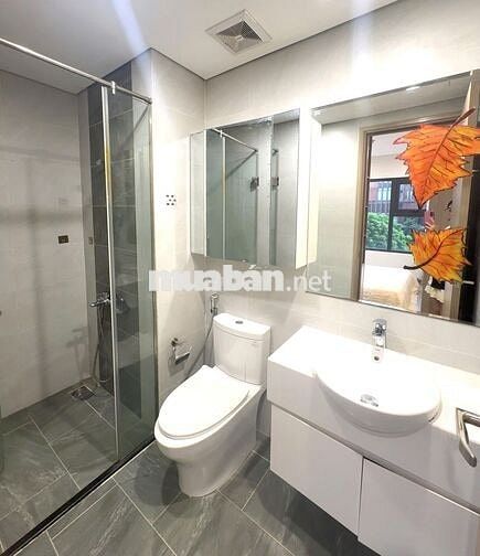 BÁN NHANH CĂN HỘ 2PN+,2VS 70M, FULL ĐỒ, VIEW SÔNG GIÁ CHỈ 4,1 TỶ.