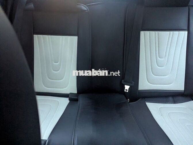 Mazda 2 Sedan 2023, trắng, bảo hành đến 08/2027