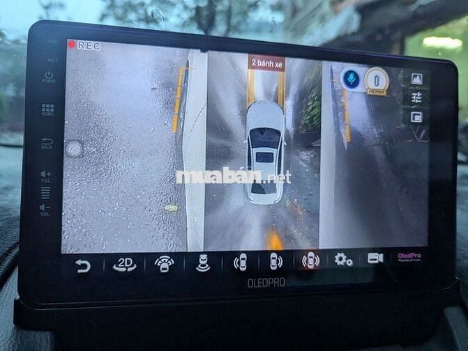 Mazda 2 Sedan 2023, trắng, bảo hành đến 08/2027