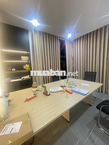 Cho thuê văn phòng  full nội thất – Giá chỉ 2,5 triệu/tháng