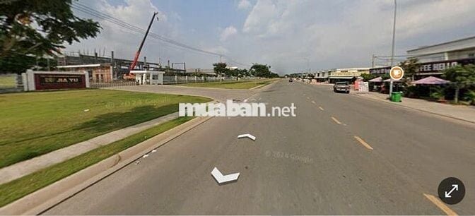 Bán nhà mặt tiền kinh doanh buôn bán sầm uất