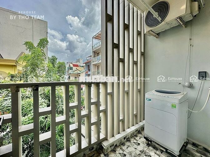 KHAI TRƯƠNG CHO THUÊ CHDV STUDIO BAN CÔNG FULL NỘI THẤT MỚI GẦN NGÃ TƯ