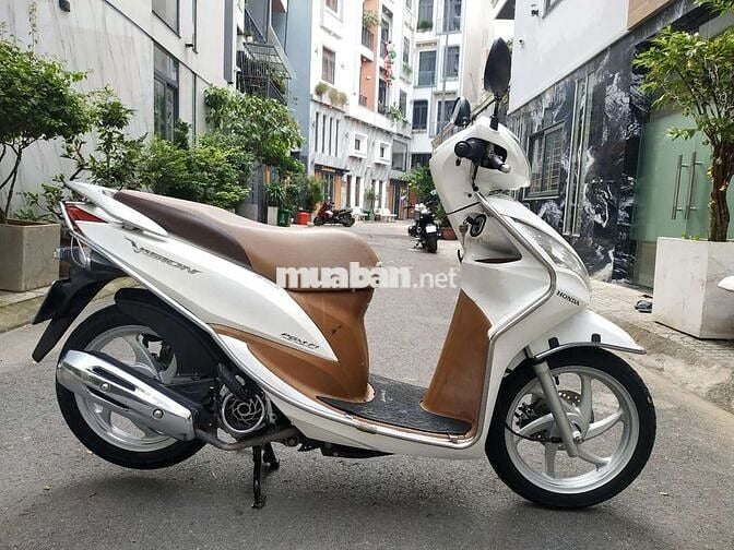 Honda Vision 2013 Trắng .xe chín chủ bspt .