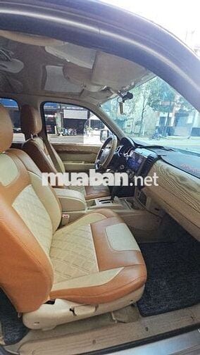 Ford everest 2010 2.5L 4x2 AT - 150000 km