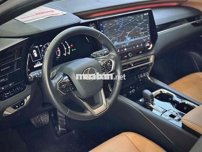 Lexus RX 2024 350 Premium - 9000 km