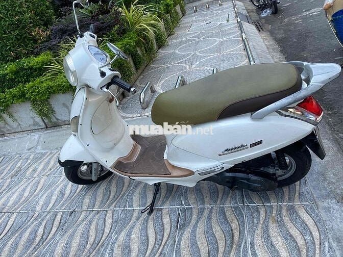 xe tay ga atila fi phun xăng