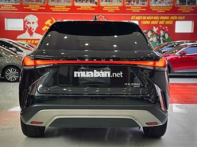 Lexus RX 2024 350 Premium - 9000 km