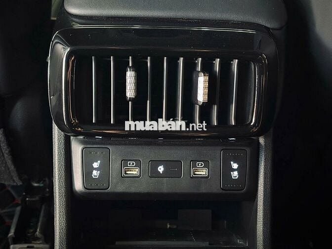 Hyundai Custin 2023 Cao Cấp 2.0T - 13000 km