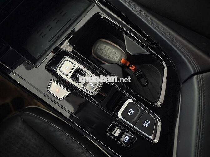 Hyundai Custin 2023 Cao Cấp 2.0T - 13000 km