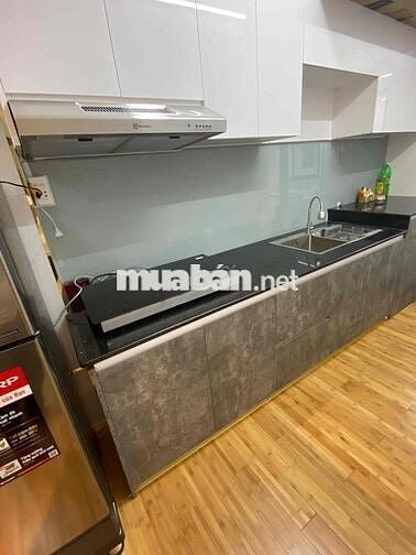 Cho thuê căn hộ đây đủ tiên nghi số 7 Cao Bá Nhạ Q1