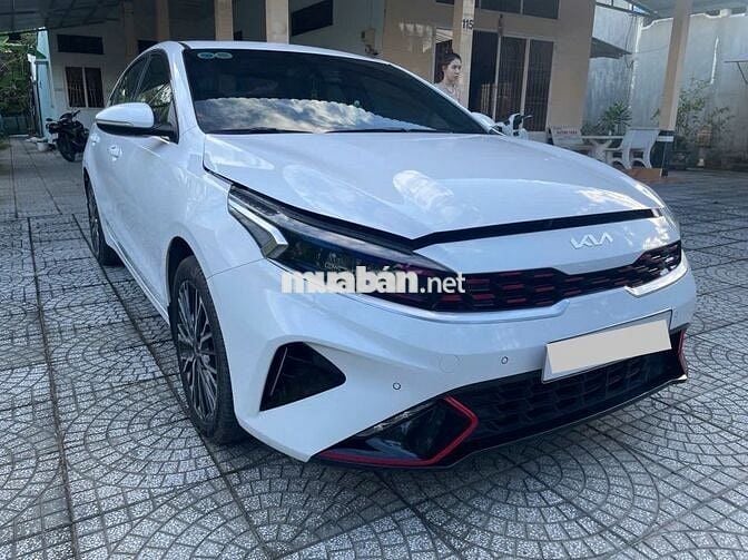 KIA K3 2.0 PREMIUM 2024 GIA ĐÌNH LƯỚT 1 CHỦ HT 75%