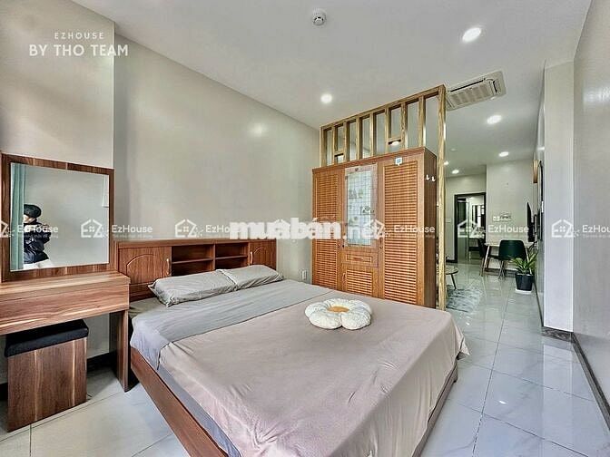 KHAI TRƯƠNG CHO THUÊ CHDV STUDIO BAN CÔNG FULL NỘI THẤT MỚI GẦN NGÃ TƯ