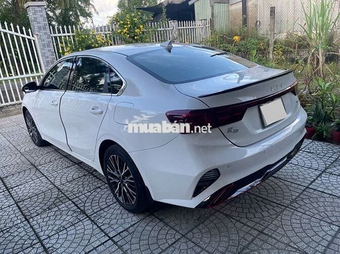 KIA K3 2.0 PREMIUM 2024 GIA ĐÌNH LƯỚT 1 CHỦ HT 75%